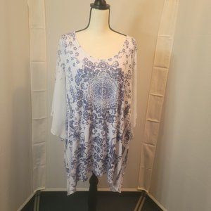 Cal Style XL tunic top, white with blue design.